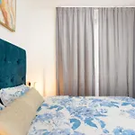 Апартаменти Sunset Ocean View Адехе
