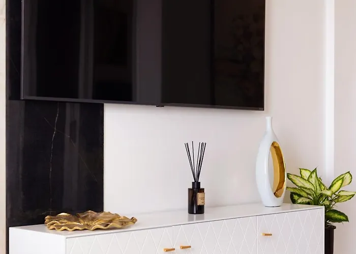 Апартаменти Sunset Ocean View *